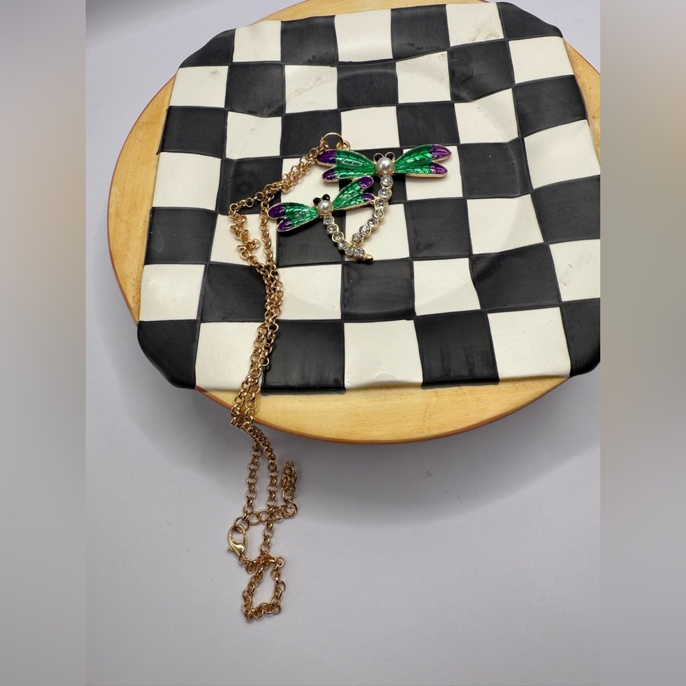 Dragonfly Necklace NIP - Picture 2 of 2